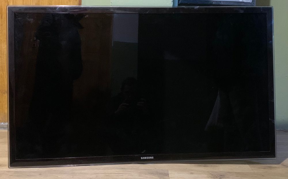 Samsung UE55D6100
