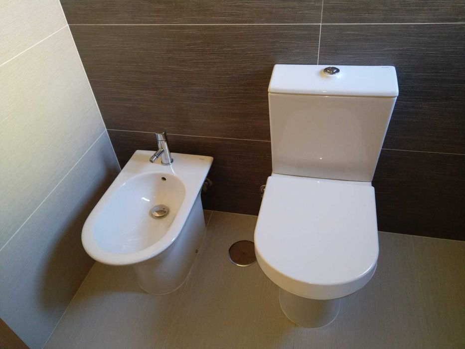 Arrenda-se apartamento T2 junto ao campo futebol de  Tires