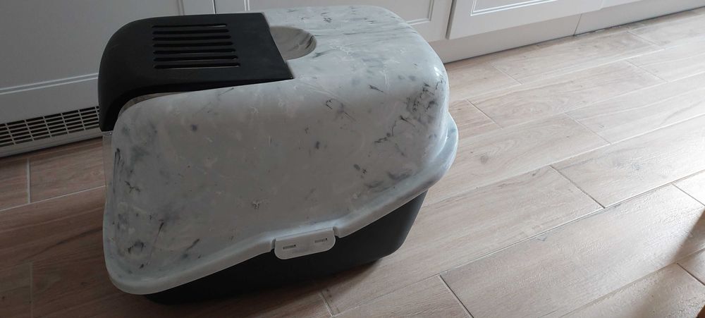 Kuweta dla kota (duża, zamknięta)