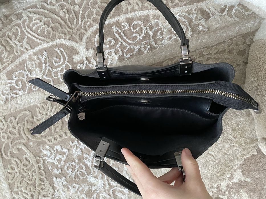 Класна невеличка сумочка з еко шкіри