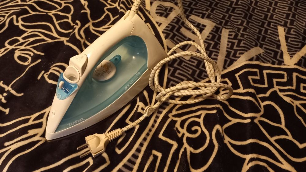 Утюг новый  продажа