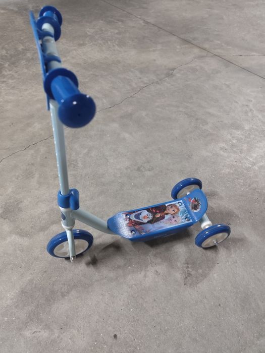 Trotinete Frozen criança