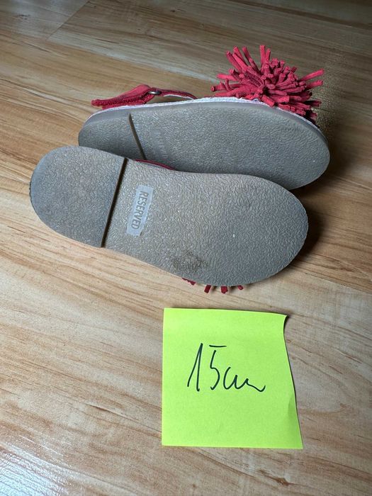 Sandały 100% skóra dziewczynka 25 rozmiar wkładka 15cm