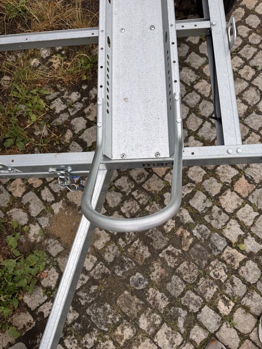 Stojak na kolo do motocykla na pryzczepe