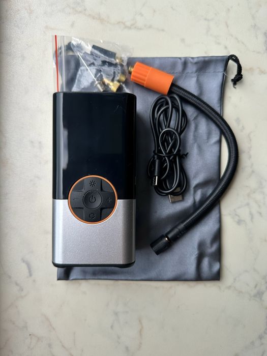 Компресор / насос на аккумуляторі / насос