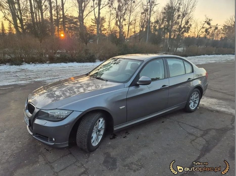 BMW Seria 3 BMW Seria 3 318d sedan