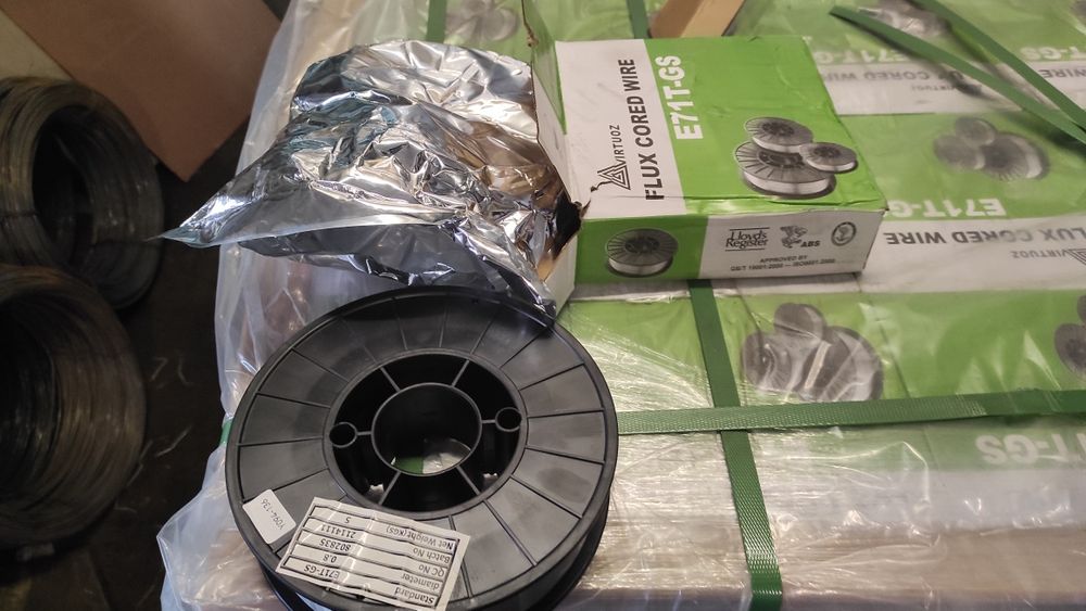 Продам флюсовую проволоку 5 кг