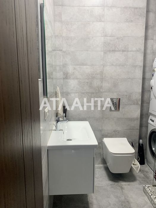 2-комнатная с ремонтом и мебелью . ЖК Француский . Вид на море .