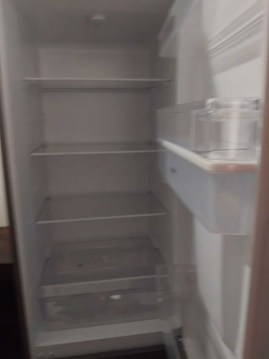Frigorífico à venda