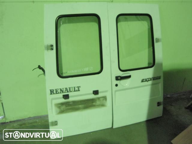 Portas tras completas (em bom estado ) - Renault Express