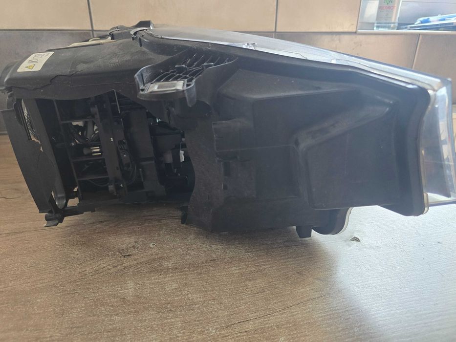 Lampa BIXENON Bmw X3 2016 R Uszkodzona Działająca