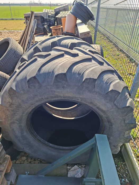 Opona do ciągnika rolniczego Taurus 600/65R28 używana
