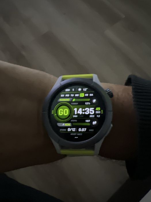 Amazfit Cheetah Cinzento - Relógio inteligente