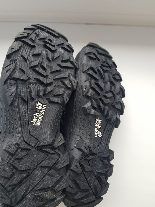 Трекінгові кросівки jack wolfskin 37р