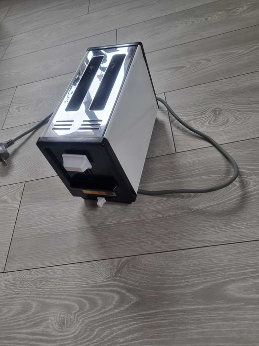 Тостер Universal