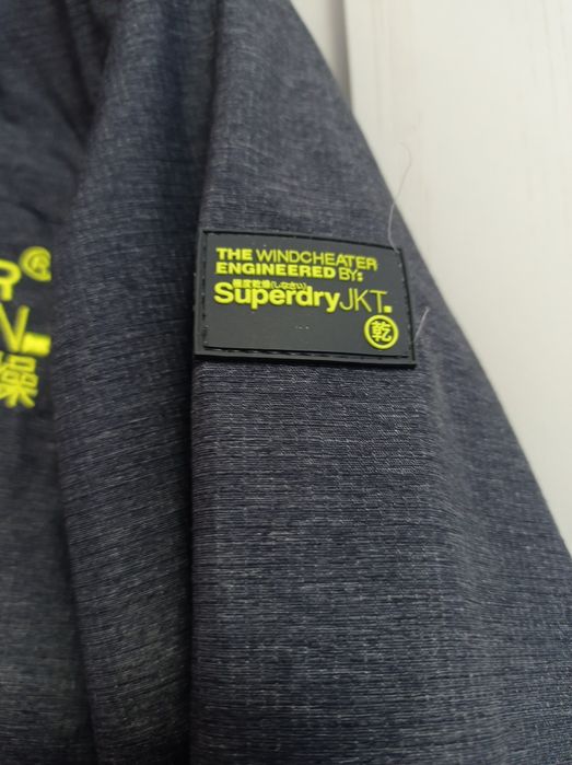 Kurtka wiosenna Superdry damska