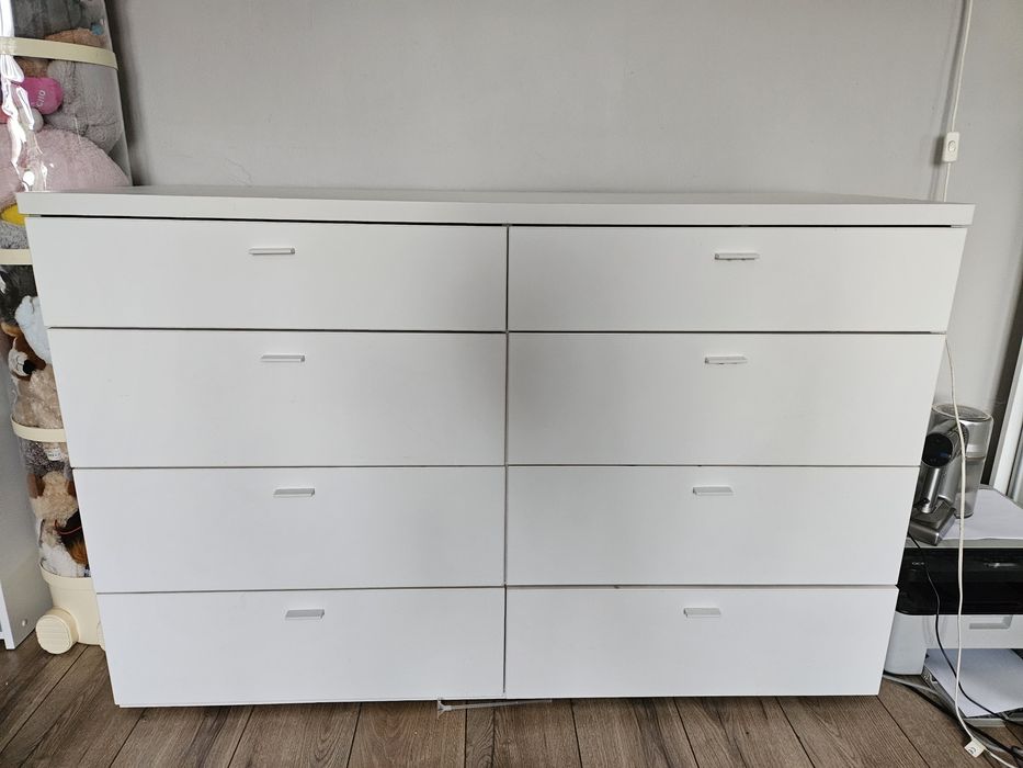 Biala komoda - stan idealny