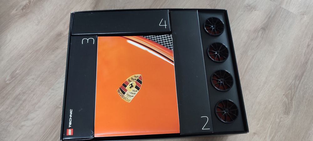 Lego technic 42056 -  Porshe 911 gt4