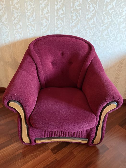 Кутовий розкладний диван з кріслом