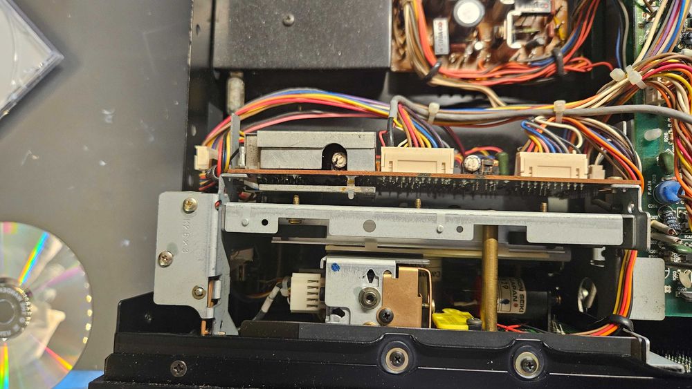 Odtwarzacz CD Alpine AD-7100