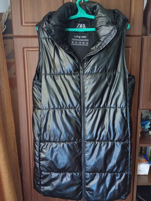 Чудова жіноча жилетка.  ZARA, оригінал