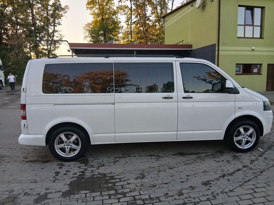 Продам фольцвагін мультиван в гарному стані