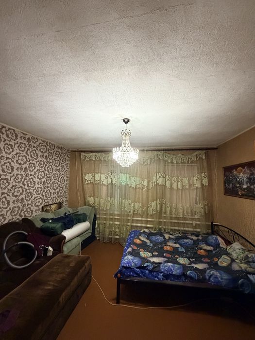 Продается хороший дом. Хорошее состояние. Гараж. Славянск