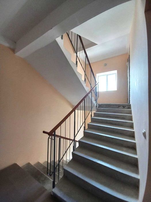 Продаж 2 кімнатної квартири в центрі міста тепла підлога новобудова