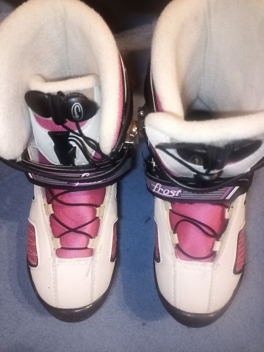 Дитячі ковзани Frost розмір від 33 -36 (регулюються)