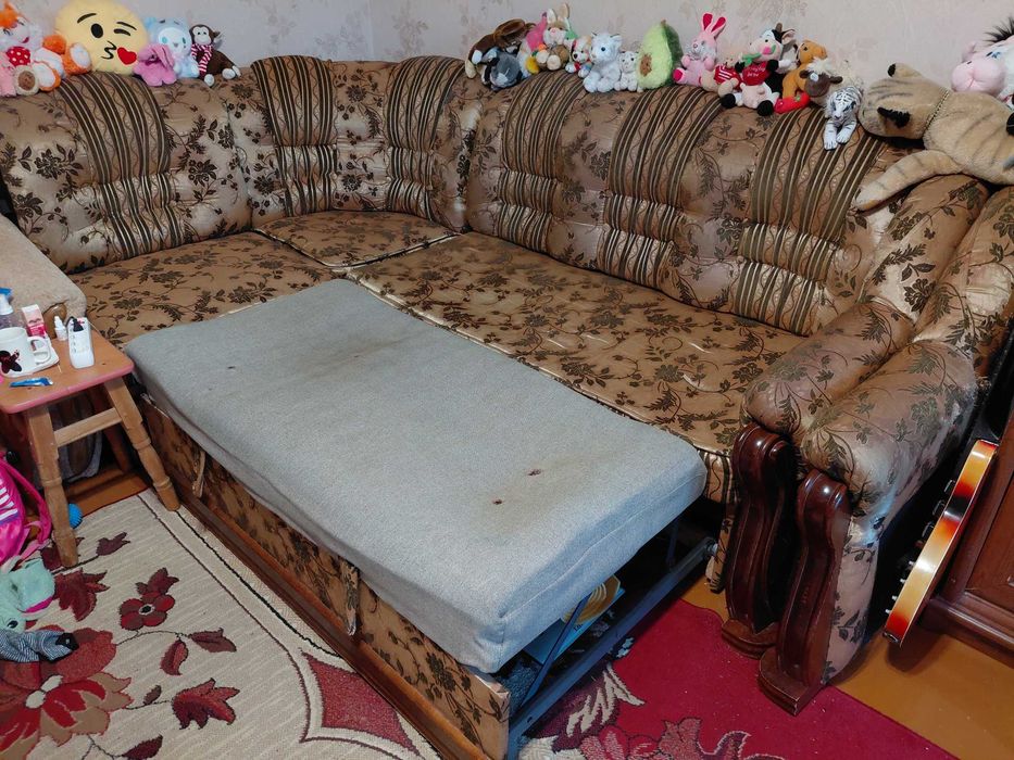 Диван кутовий б/у