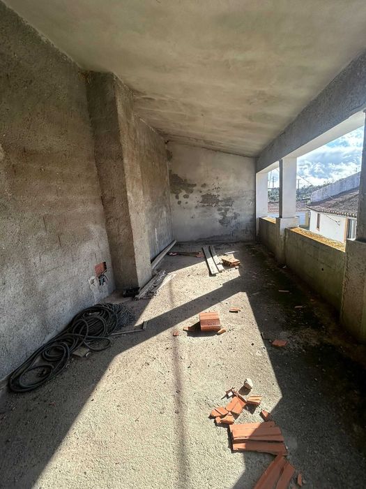 casa em final de construção Monte da Pedra Crato