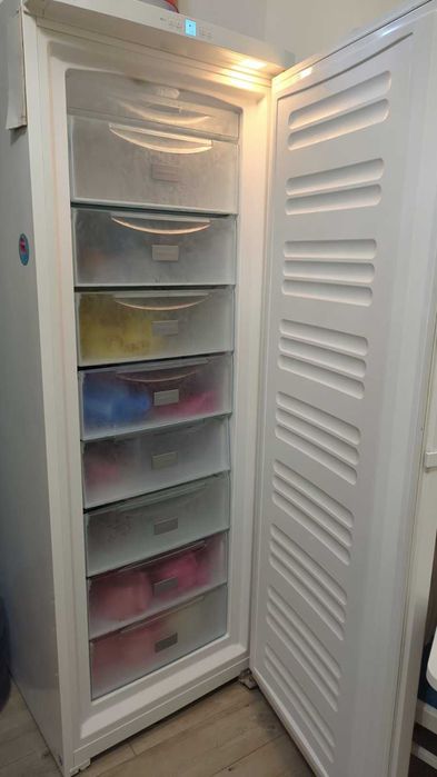 Морозильна камера Лібхер Liebherr