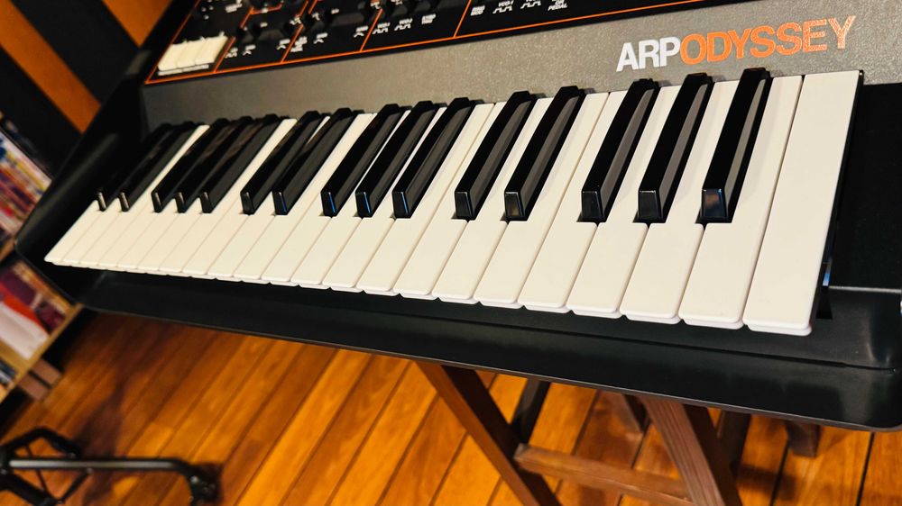 KORG ARP Odyssey + Sequencer KORG SQ-1 – stan fabryczny, nieużywany | Analogowy syntezator duofoniczny