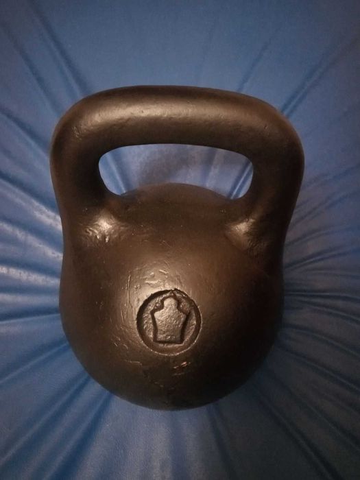 Продам гирю 16 и 24 кг, производство СССР