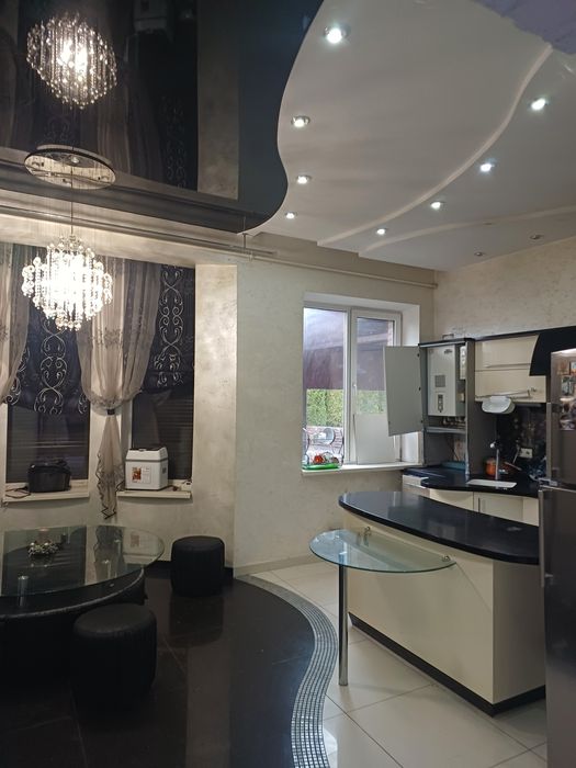 Продам  дом  Каменское возле  соснового леса  190000$