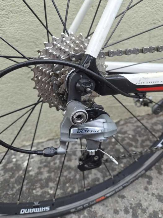 SPECIALIZED - ROUBAIX COMP rama 52cm Carbon, Ultegra 3x10