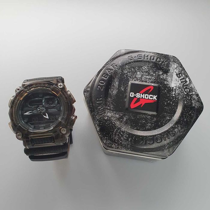 Часы Casio G-Shock GA-900SKE-8AER оригинал.