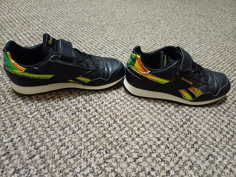 Дитячі маратонки ( кросівки) 30.5р