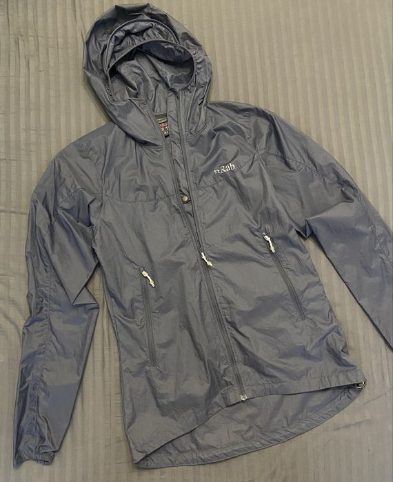 Жіноча оригінальна вітровка Rab Vital Windshell Hoody / XS