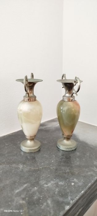 2 vasos em Onix e metal