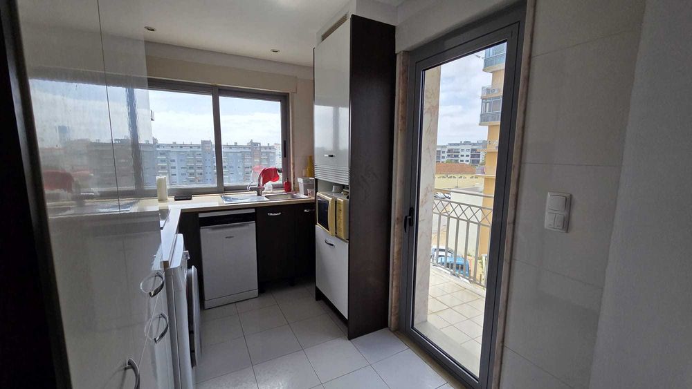 Apartamento T2 Torre da Marinha - Seixal