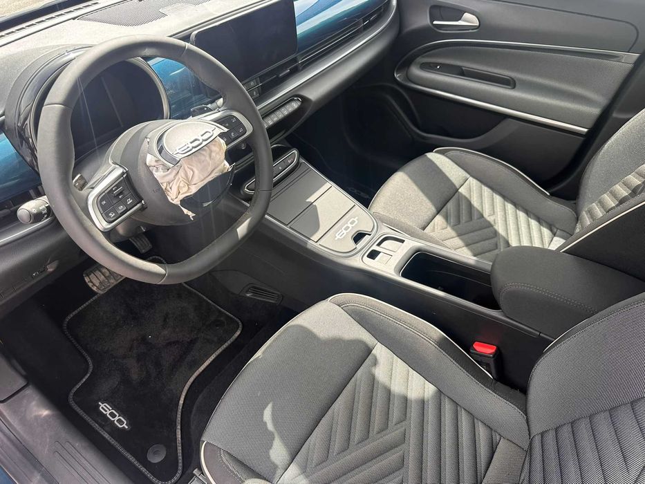FIAT 600e Mild Hybrid de 2025 Salvado