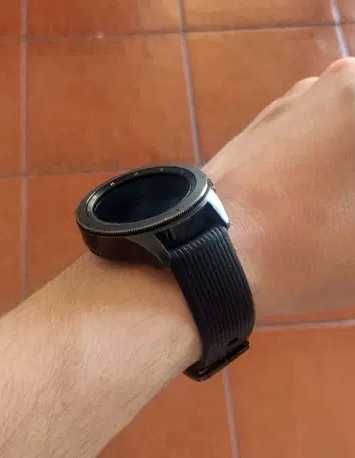 Samsung Galaxy Watch 42mm - Preto