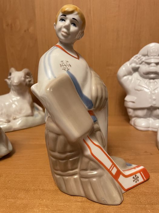 Статуэтки советских времен