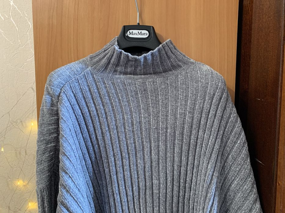 Продам светр на дівчинку FB Sister