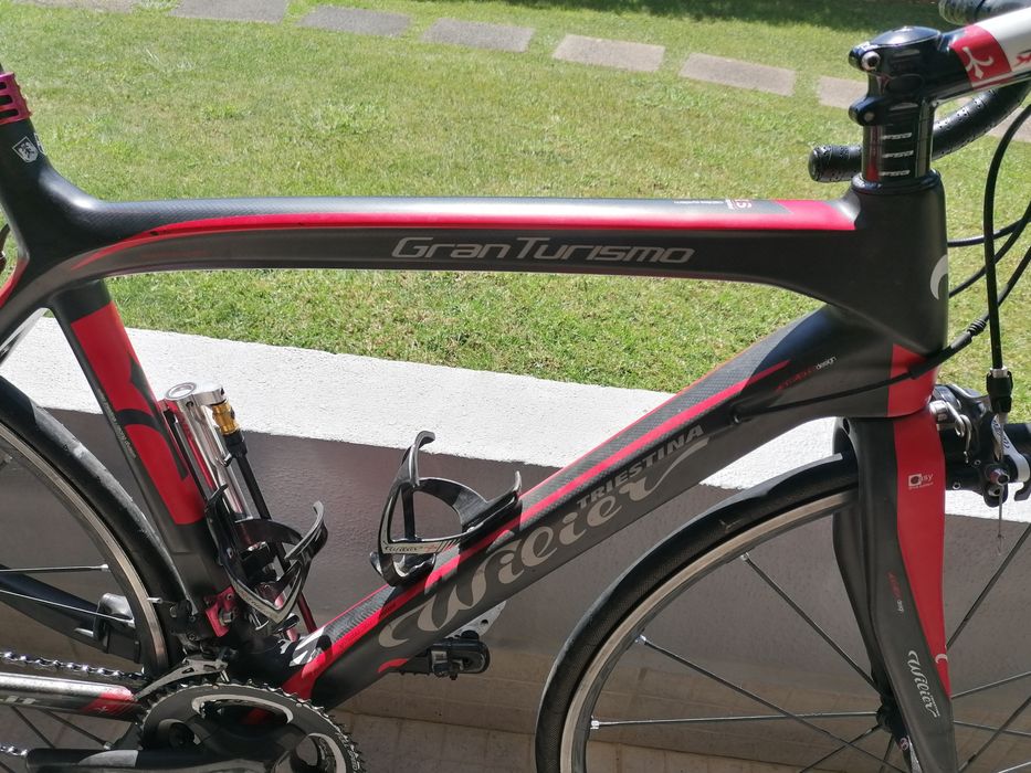 Bicicleta Wilier Granturismo em ótimo estado de conservação