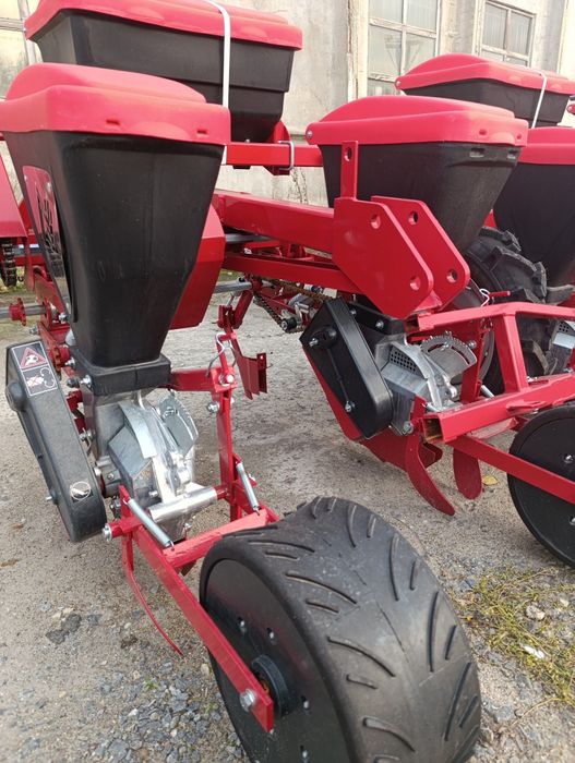 Сівалка Упс-4а, Упс-6а, Упс-8а AVALON