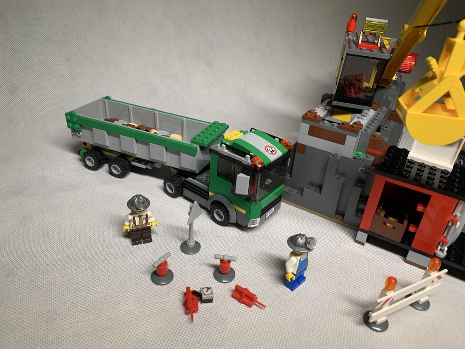 Lego 4204 - The Mine
