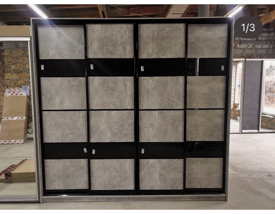 В продаже шкафы купе