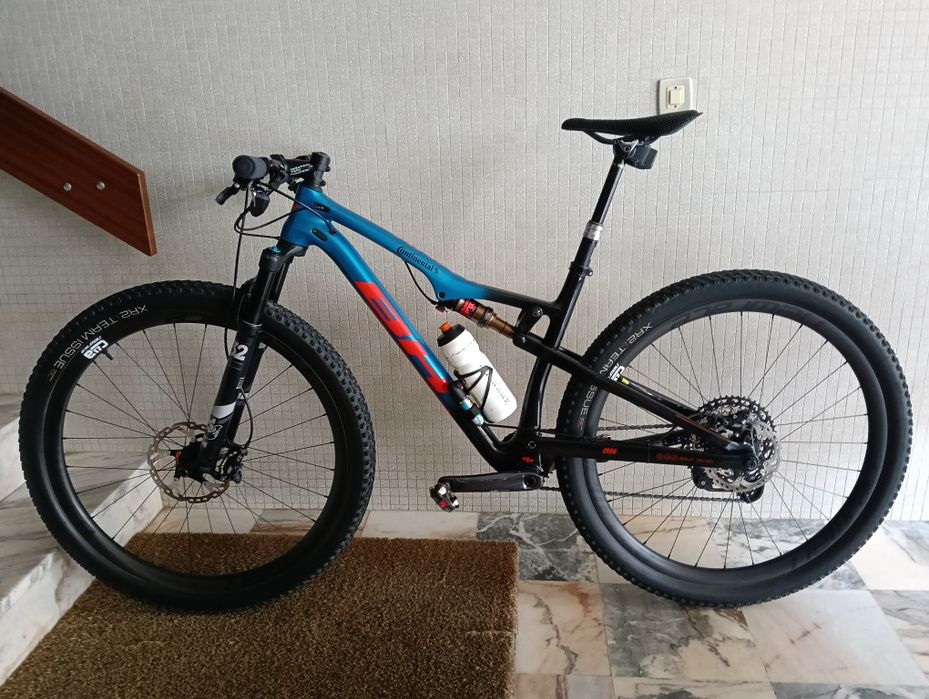 Bicicleta BH Carbon Race
